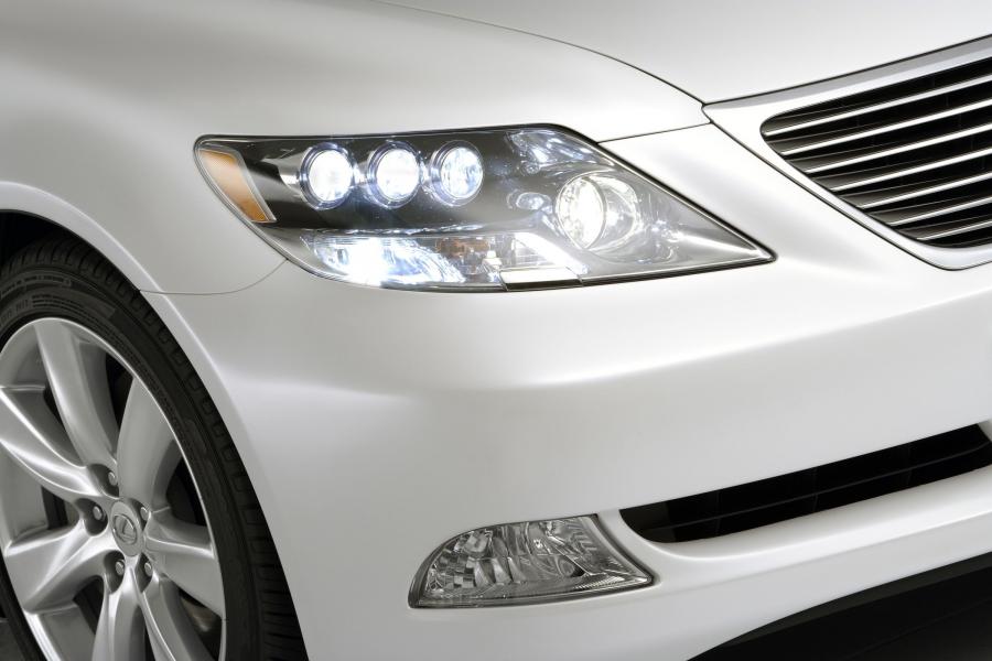  Lexus LS600h L 2007 года  (фото 161 из 224)